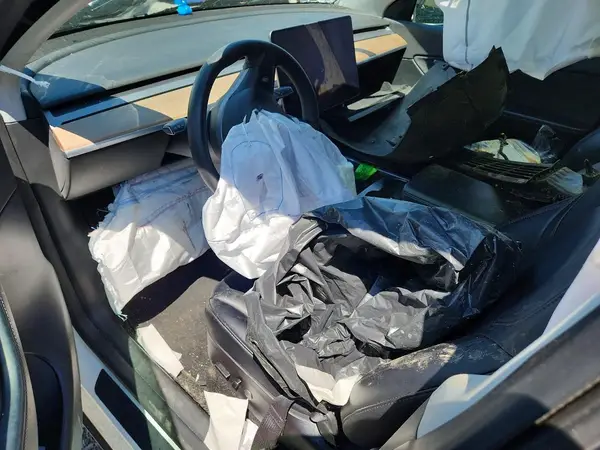 7SAYGDEF5NF308747 2022 TESLA MODEL Y - Image 8