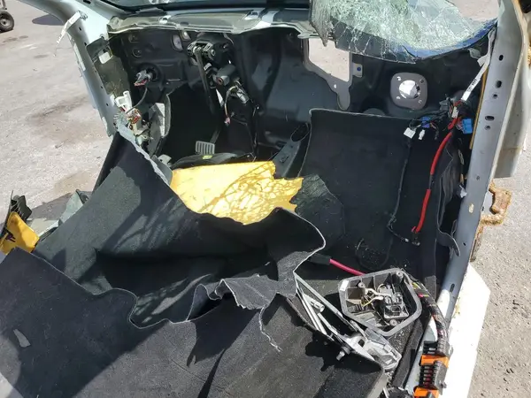 7SAYGDEF5NF327427 2022 TESLA MODEL Y - Image 8