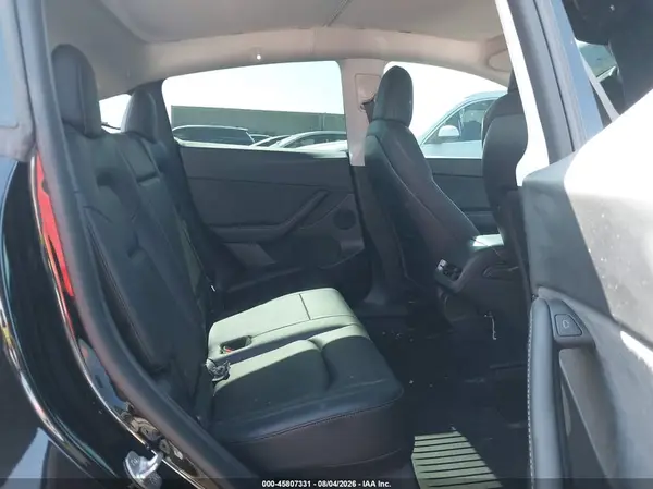 7SAYGDEF5NF328061 2022 TESLA MODEL Y - Image 8