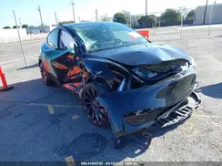 7SAYGDEF5NF336693 2022 TESLA MODEL Y