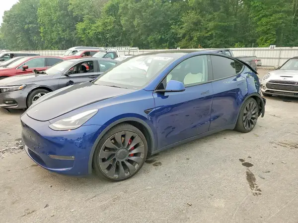 7SAYGDEF5NF337052 2022 TESLA MODEL Y - Image 1