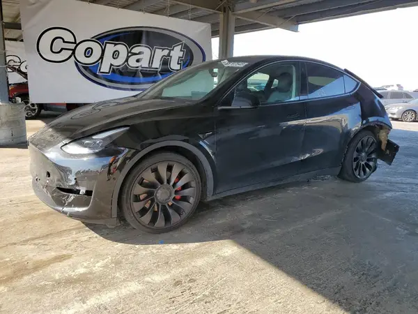 7SAYGDEF5NF339965 2022 TESLA MODEL Y - Image 1