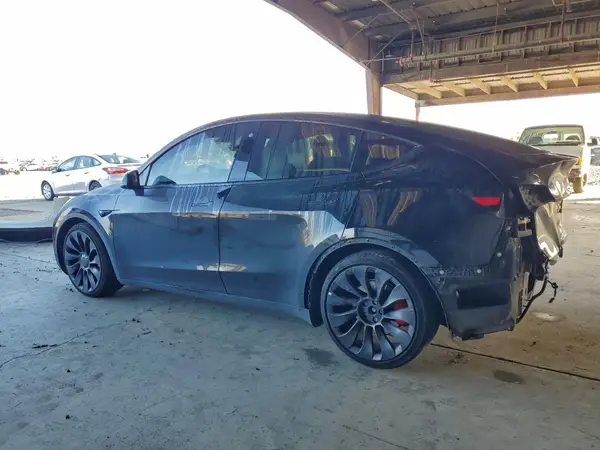 7SAYGDEF5NF347905 2022 TESLA MODEL Y - Image 2