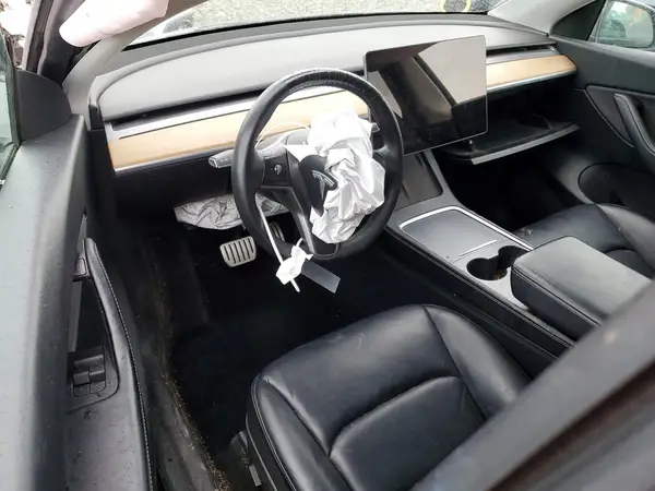 7SAYGDEF5NF351775 2022 TESLA MODEL Y - Image 8