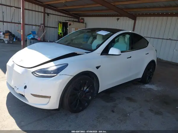 7SAYGDEF5NF368365 2022 TESLA MODEL Y - Image 2