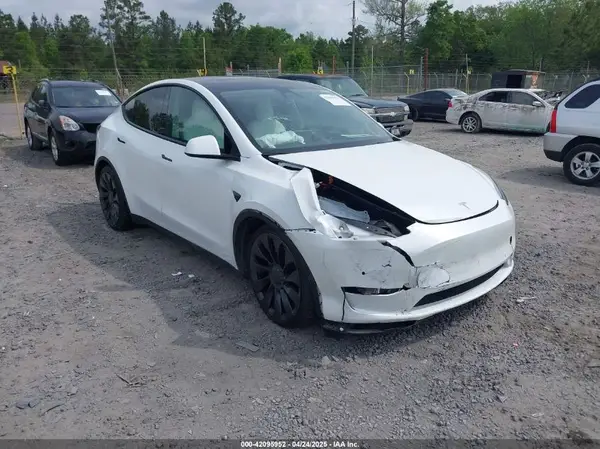 7SAYGDEF5NF373078 2022 TESLA MODEL Y - Image 1