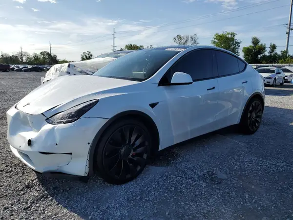 7SAYGDEF5NF376966 2022 TESLA MODEL Y - Image 1