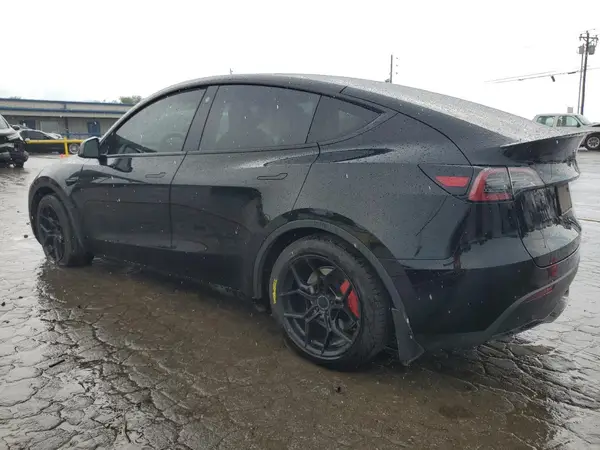 7SAYGDEF5NF377079 2022 TESLA MODEL Y - Image 2
