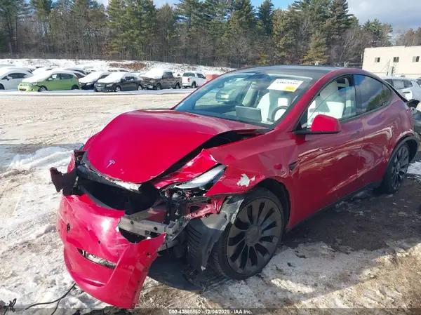 7SAYGDEF5NF377146 2022 TESLA MODEL Y - Image 2