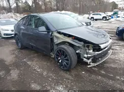 7SAYGDEF5NF380614 2022 TESLA MODEL Y