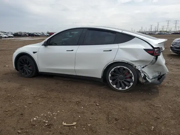 7SAYGDEF5NF380905 2022 TESLA MODEL Y - Image 2