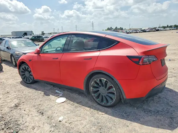 7SAYGDEF5NF382752 2022 TESLA MODEL Y - Image 2