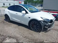 7SAYGDEF5NF383111 2022 TESLA MODEL Y