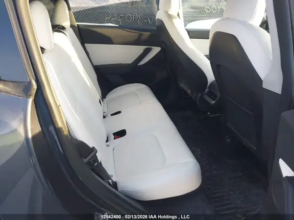 7SAYGDEF5NF390754 2022 TESLA MODEL Y - Image 8