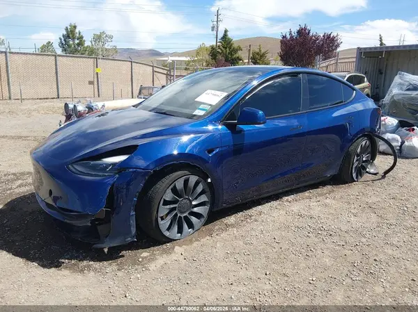 7SAYGDEF5NF393590 2022 TESLA MODEL Y - Image 2