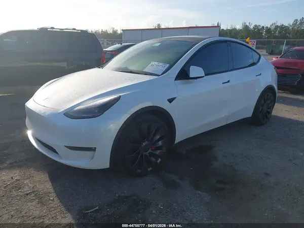 7SAYGDEF5NF396182 2022 TESLA MODEL Y - Image 2