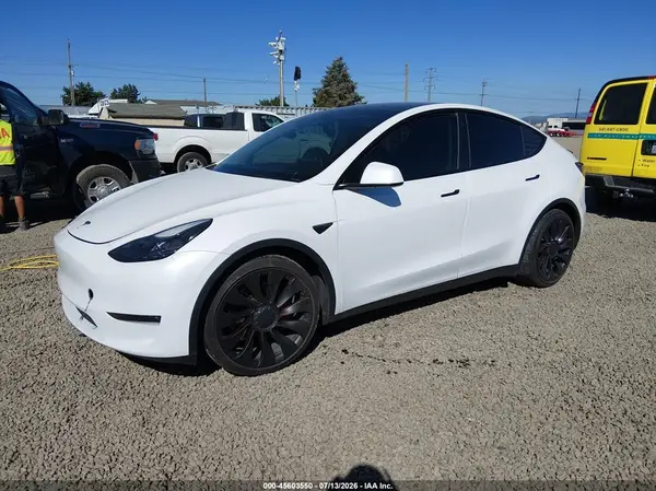 7SAYGDEF5NF396201 2022 TESLA MODEL Y - Image 2