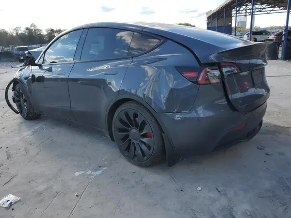7SAYGDEF5NF398305 2022 TESLA MODEL Y - Image 2