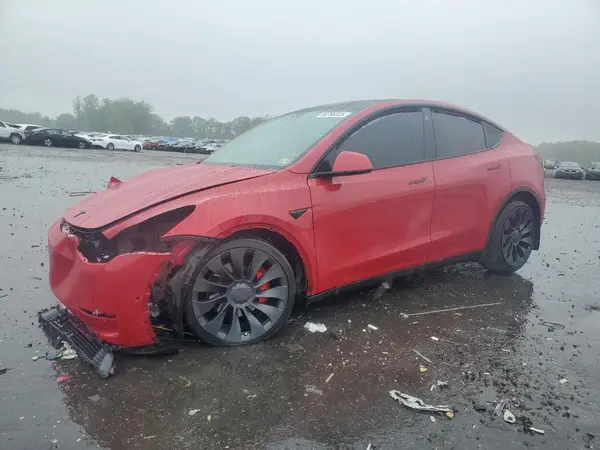 7SAYGDEF5NF399938 2022 TESLA MODEL Y - Image 1