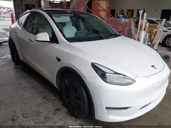 7SAYGDEF5NF450516 2022 TESLA MODEL Y