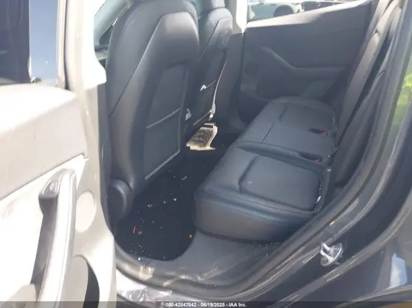 7SAYGDEF5NF452248 2022 TESLA MODEL Y - Image 8