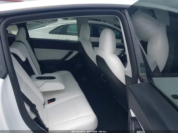 7SAYGDEF5NF461905 2022 TESLA MODEL Y - Image 8