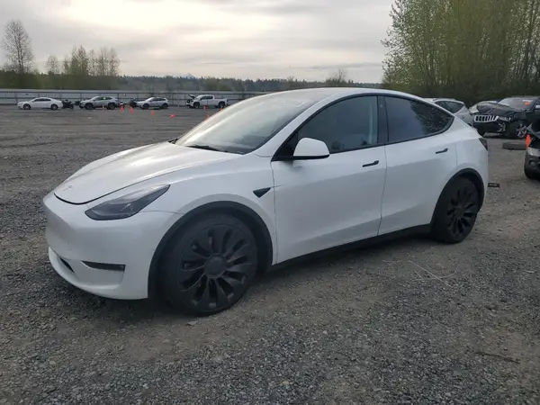 7SAYGDEF5NF488800 2022 TESLA MODEL Y - Image 1