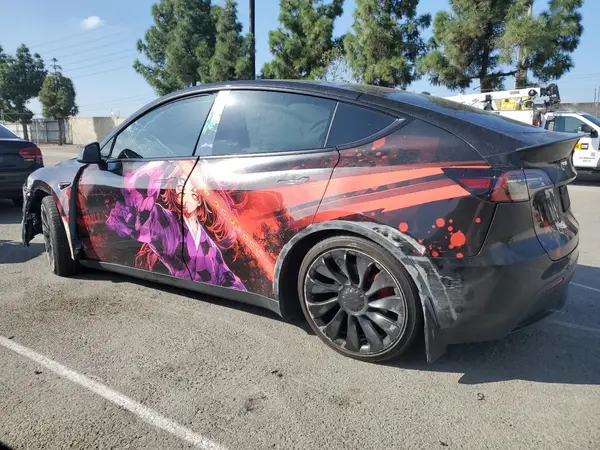 7SAYGDEF5NF488943 2022 TESLA MODEL Y - Image 2