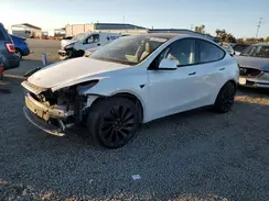 7SAYGDEF5NF493186 2022 TESLA MODEL Y