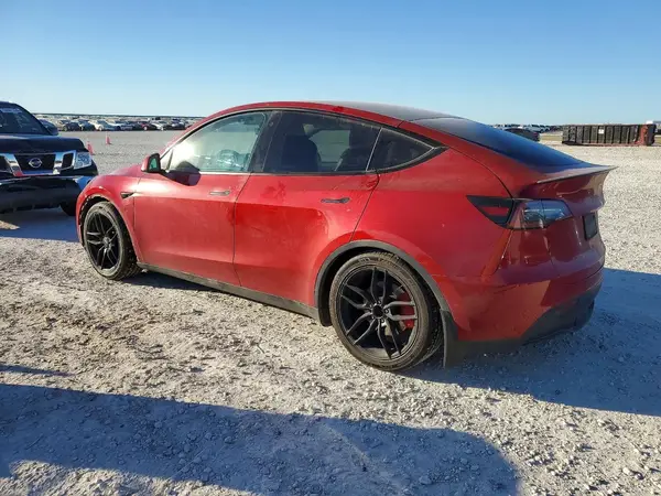 7SAYGDEF5NF505479 2022 TESLA MODEL Y - Image 2