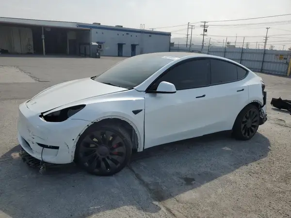 7SAYGDEF5NF510472 2022 TESLA MODEL Y - Image 1