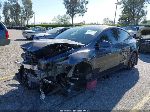 7SAYGDEF5NF511752 2022 TESLA MODEL Y - Image 2