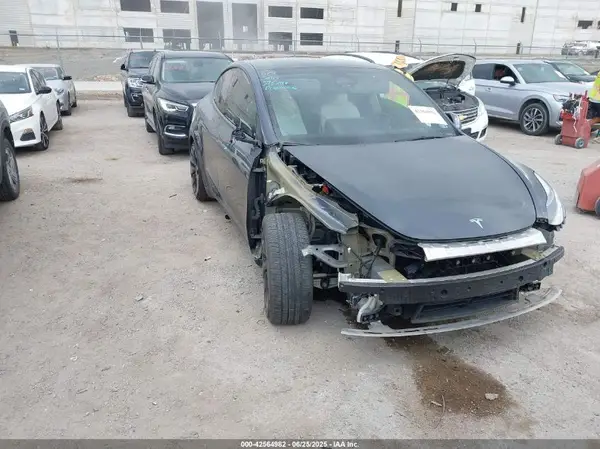 7SAYGDEF5NF516384 2022 TESLA MODEL Y - Image 1