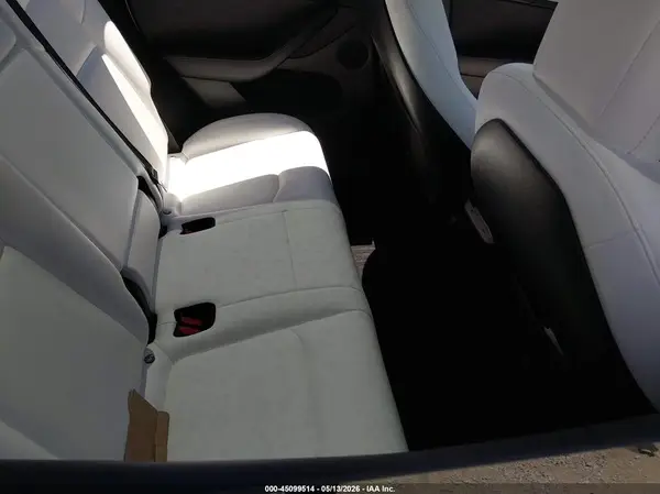 7SAYGDEF5NF522847 2022 TESLA MODEL Y - Image 8