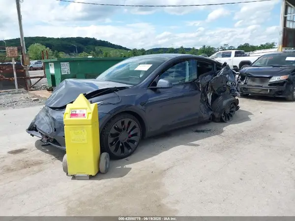 7SAYGDEF5NF534867 2022 TESLA MODEL Y - Image 2