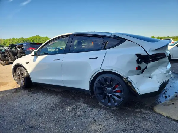 7SAYGDEF5NF554472 2022 TESLA MODEL Y - Image 2