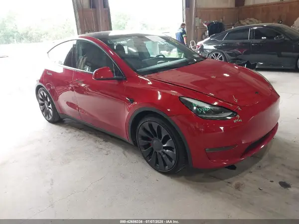 7SAYGDEF5NF563723 2022 TESLA MODEL Y - Image 1