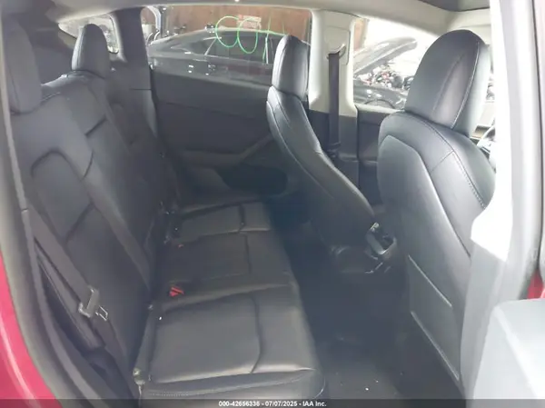7SAYGDEF5NF563723 2022 TESLA MODEL Y - Image 8
