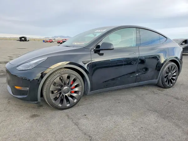 7SAYGDEF5NF575693 2022 TESLA MODEL Y - Image 1