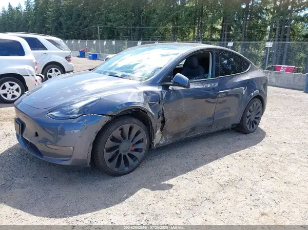 7SAYGDEF5PF591220 2023 TESLA MODEL Y - Image 2