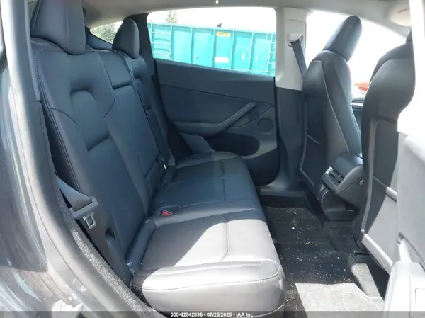 7SAYGDEF5PF591220 2023 TESLA MODEL Y - Image 8