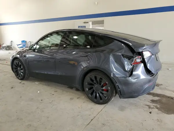 7SAYGDEF5PF595879 2023 TESLA MODEL Y - Image 2