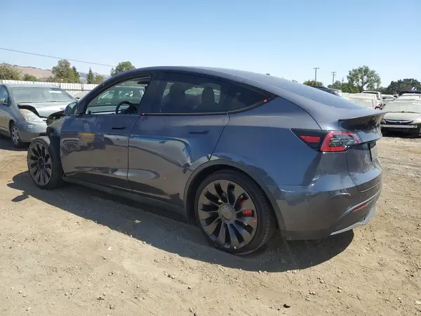 7SAYGDEF5PF601566 2023 TESLA MODEL Y - Image 2