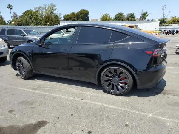 7SAYGDEF5PF647849 2023 TESLA MODEL Y - Image 2