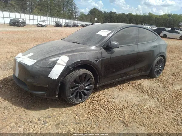 7SAYGDEF5PF659726 2023 TESLA MODEL Y - Image 2
