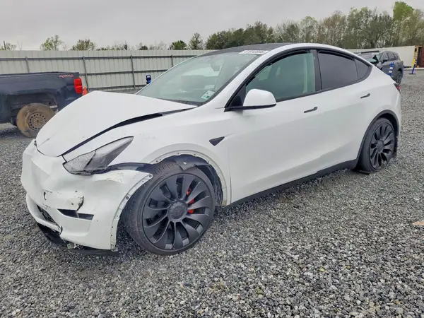 7SAYGDEF5PF665512 2023 TESLA MODEL Y - Image 1