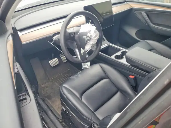 7SAYGDEF5PF665512 2023 TESLA MODEL Y - Image 8
