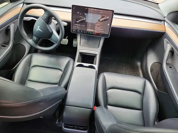 7SAYGDEF5PF667261 2023 TESLA MODEL Y - Image 8