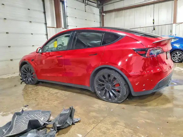 7SAYGDEF5PF668104 2023 TESLA MODEL Y - Image 2
