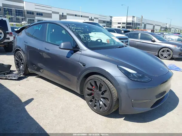 7SAYGDEF5PF668944 2023 TESLA MODEL Y - Image 1